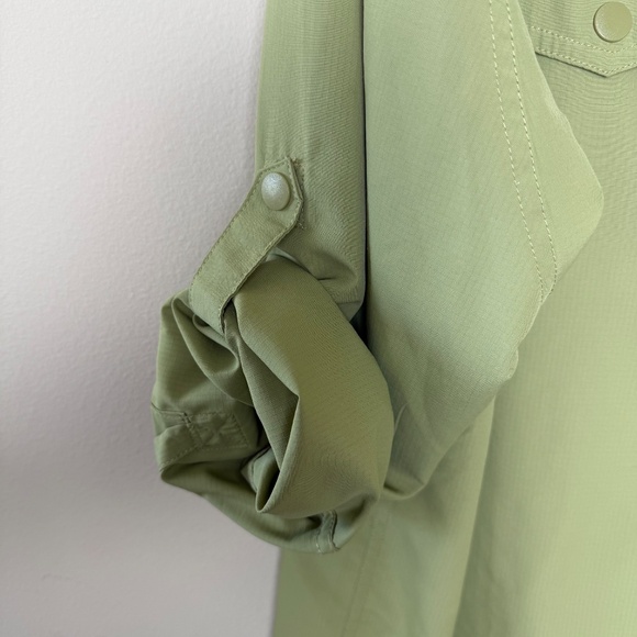 Duluth Trading No Worries Long Sleeve Shirt Mens Large Green Sweat Wicking Snap - Picture 2 of 8